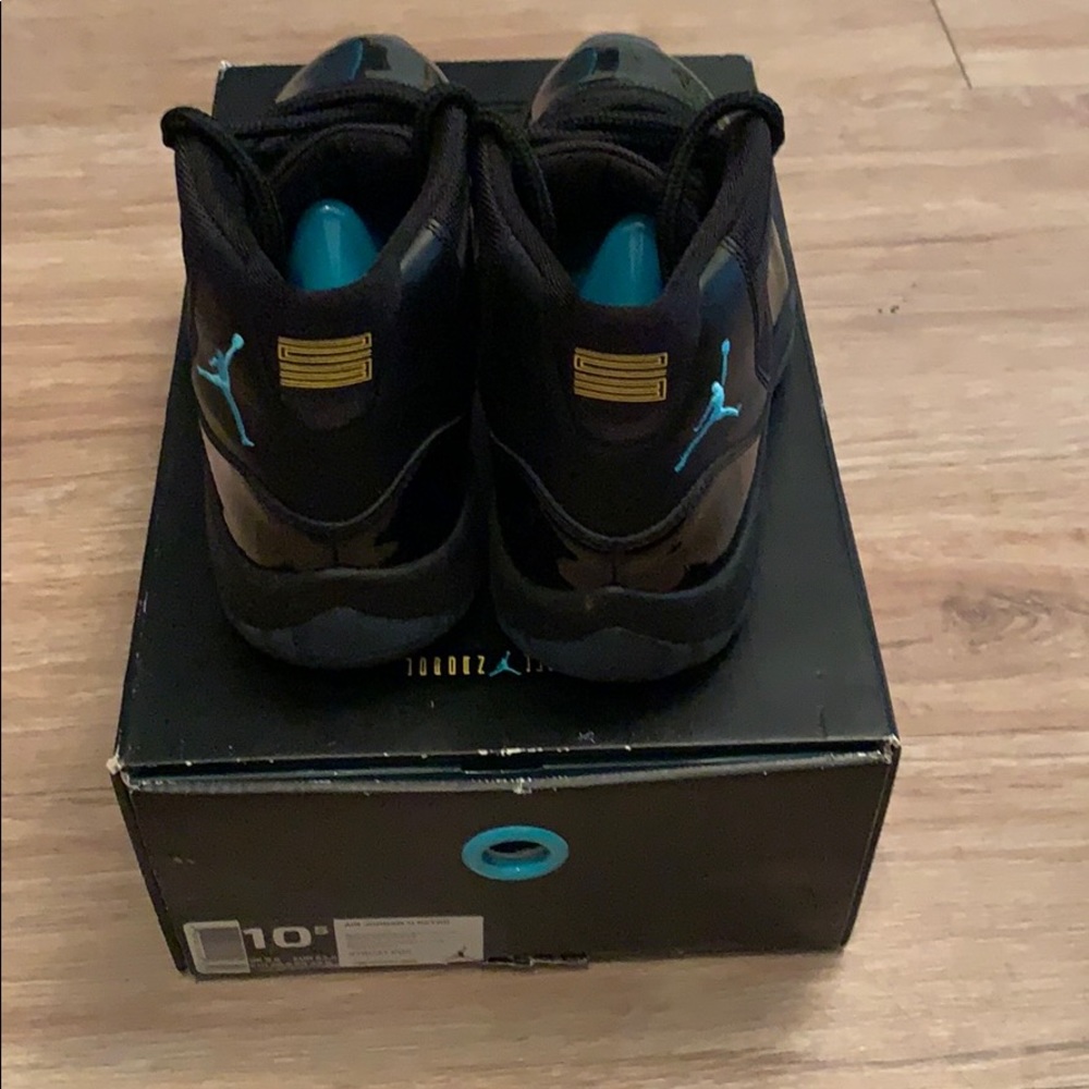 Jordan Retro 11 - Picture 2 of 3